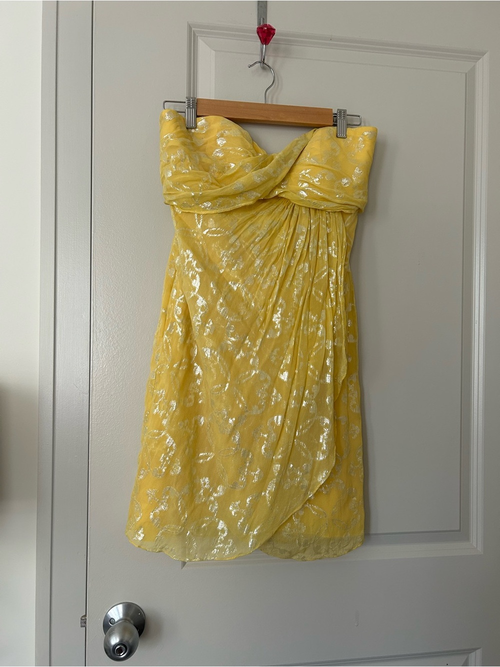Nicole Miller Strapless Yellow Metallic-Print Cocktail Dress